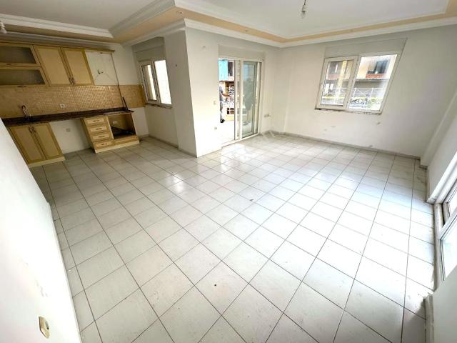 Alanya Cikcilli Mahallesi'nde Satılık Geniş 2+1 Daire