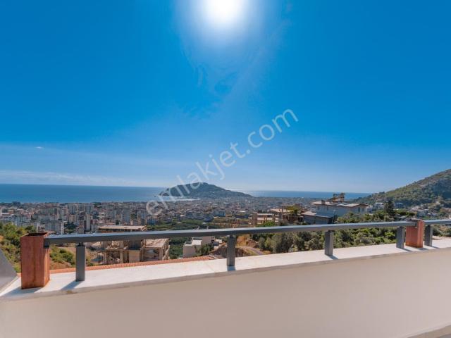 Alanya Cikcillide Muhteşem Kale Ve Deniz Manzaralı 3+1 Dubleks