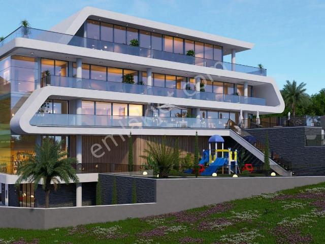 Alanya Cikcilli'de Satılık Ultra Lüks 7+3 Full Manzaralı Villa
