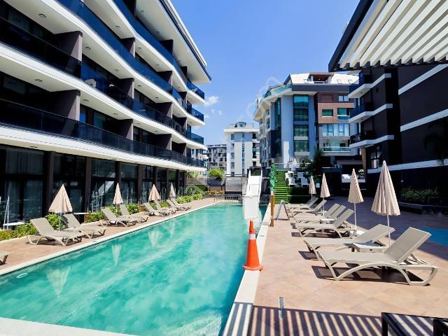 Alanya Cleopatra Deniz Manzaralı Satılık Lüks 1+1