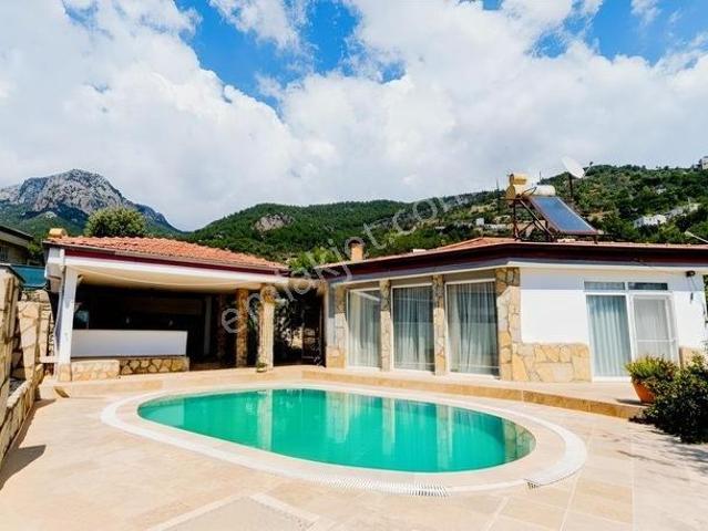 Alanya Al kon Park Villaları 3+1 Müstakil Havuzlu Satılık Villa