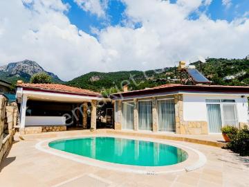 Alanya Al kon Park Villaları 3+1 Müstakil Havuzlu Satılık Villa