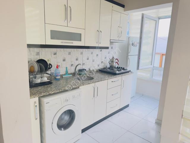 Alanya Çarşı Mahallesi Bakımlı Mobilyalı 1+1