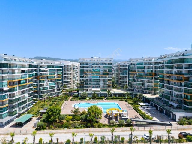 Alanya Avsallar’da Lüks Kompleks Site İçerisinde Full Eşyalı 1+1 Satılık Daire