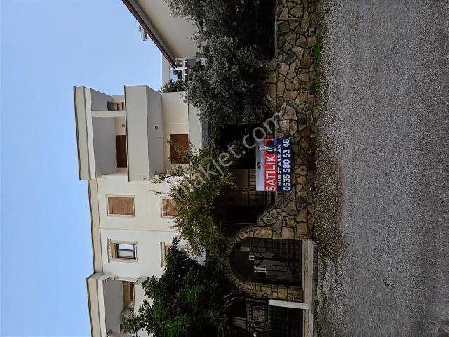 Alanya Avsallar Denize 700 Metre 5+1 Satılık Tribleks Villa
