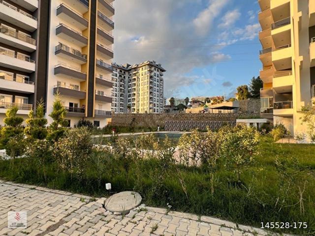 ALANYA AVSALLAR YILDIRIM ROYAL SİTESİ SATILIK 1+1 DAİRE