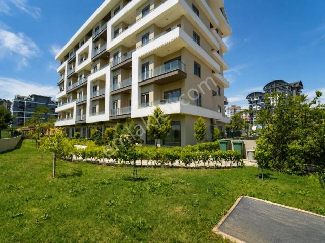 Alanya Avsallar'da Deniz Manzaralı Lüks Residansta 2+1 Dubleks
