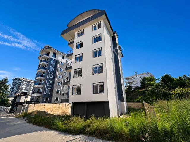 Alanya Avsallarda Satılık 2+1 Site İçi Havuzlu Dubleks Daire