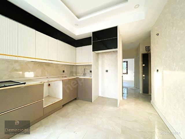 ALANYA AVSALLARDA SATILIK SİTE İÇİ SIFIR 2+1 YATIRIMLIK DAİRE