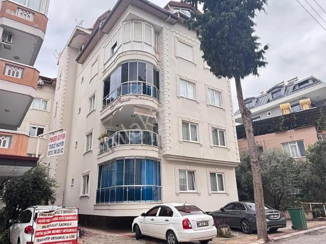 Alanya • Güller Pınarı • Yalı Taksi Civarı • 3+1 • Satılık
