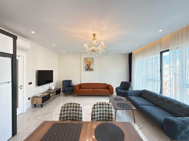 Alanya Güllerpınarı Mah.aktiviteli Eşyalı Satılık 2+1 Daire