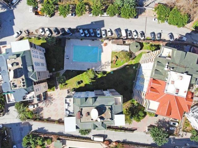 Alanya Güllerpınarı Mah.denize 700 Mt.eşyalı Satılık 1+1 Daire