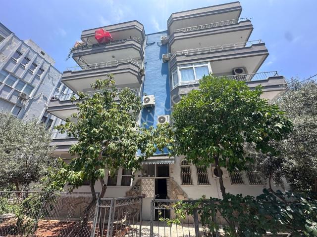 Alanya Güllerpınarı Mahallesi'nde Kiralık Eşyalı 1+0 Daire