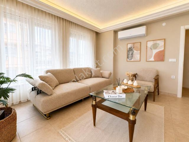 Alanya Güllerpınarında Modern Dizayn Lüks Eşyalı 1+1 Daire