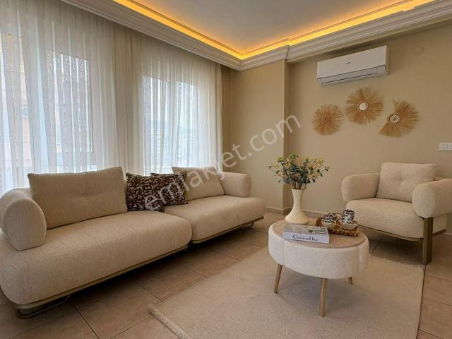 Alanya Güllerpınarında Ultra Lüks Eşyalı Merkezi Konum 1+1 Daire