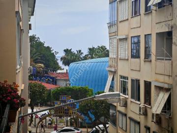 Alanya Damlataş Kleopatra’da, Denize 5 Metre Mesafede 2+1 Kiralık Daire