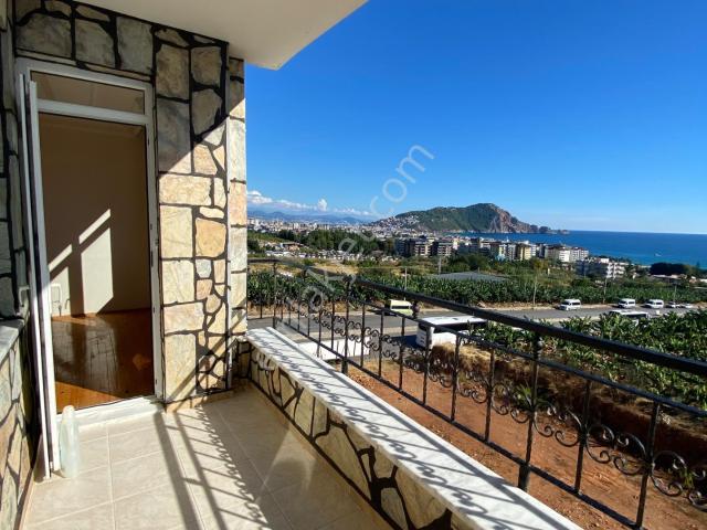 Alanya Dinek'te Deniz Manzaralı Kiralık 2+1 Daire