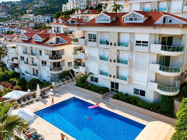 Alanya Dinekte Site İçi Deniz Manzaralı Eşyalı Satılık Dubleks