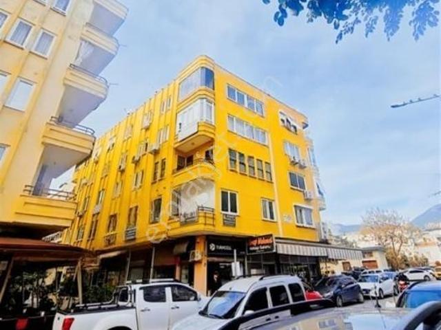 Alanya Şekerhane Mah. Eşyasız Satılık 1+1 Daire