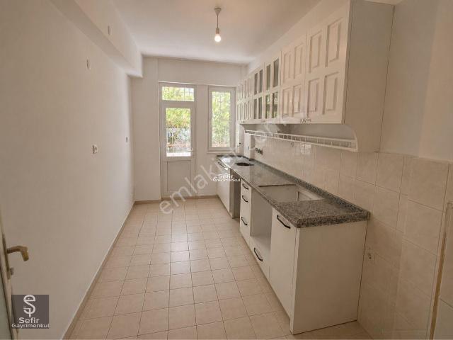 Alanya Şekerhanede 2+1 Ayrı Mutfak Kiralık Daire