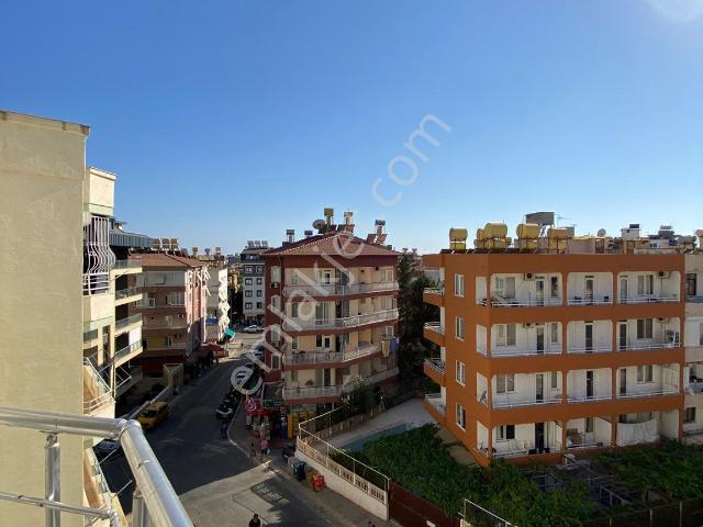Alanya Kızlarpınarı Mah.de Yabancıdan Eşyalı 3+1 Daire