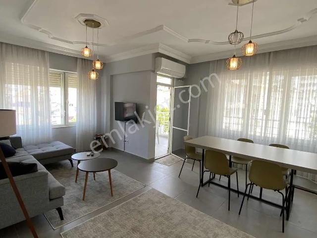 Alanya Kızlarpınarı Mah.de Yabancıdan Eşyalı 3+1 Daire