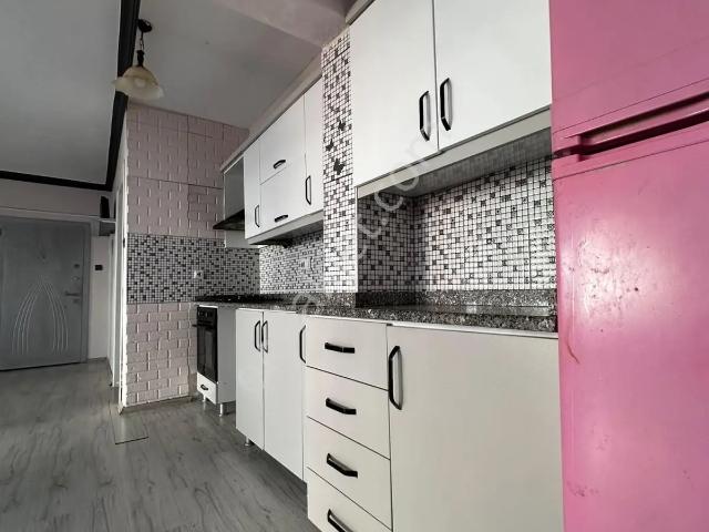 Alanya Konaklıda Denize Sıfır Konumda Satılık2+1 Manzaralı Daire