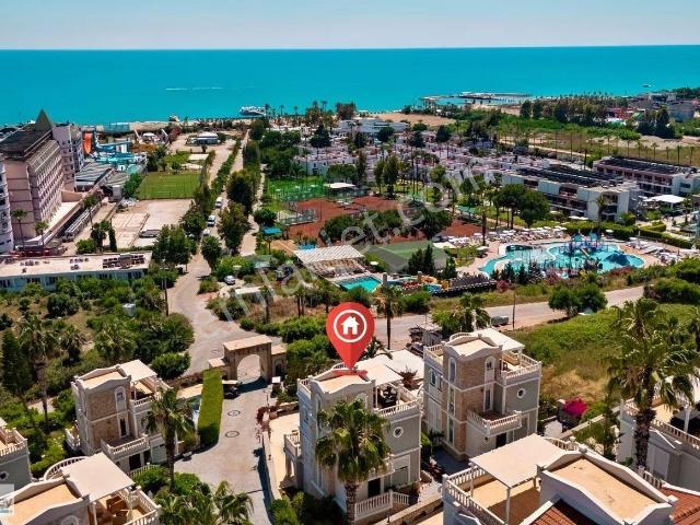 Alanya Konaklı'da Satılık Oasıs Club 2 4+1 Full Eşyalı Villa