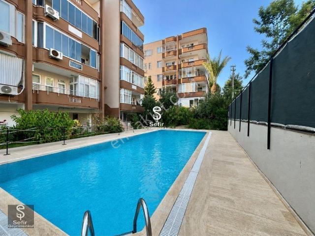 Alanya Konaklıda 2+1 Satılık Eşyalı Daire Merkezi Konumda