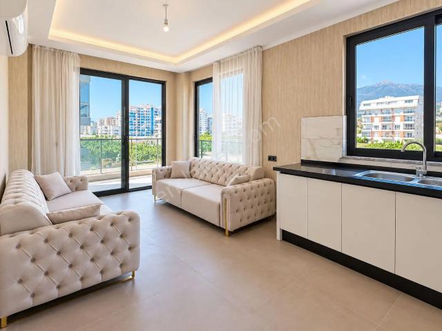 Alanya Kargıcak'ta Denize 300 Metre Site İçerisinde Satılık 1+1 Daire