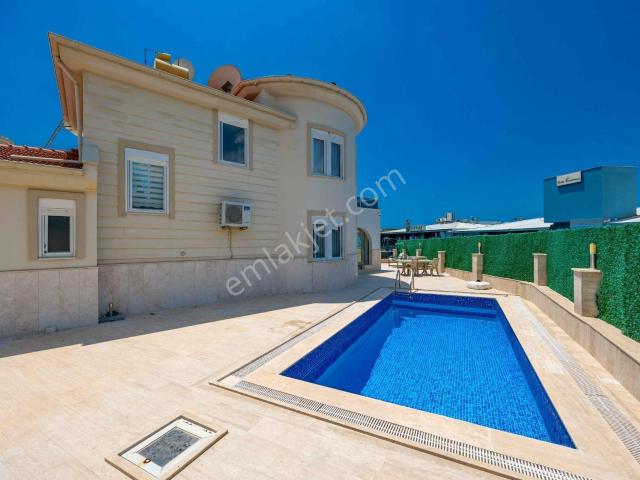 Alanya Kargıcak'ta Özel Havuzlu 3+1 Deniz Manzaralı Villa
