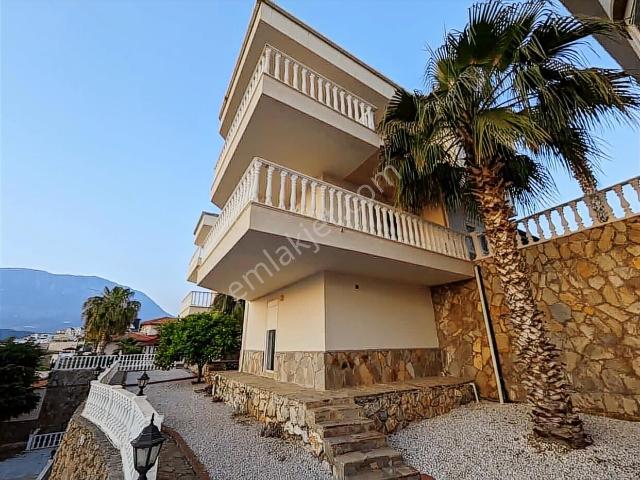 Alanya Kargıcak 3+1 300 M2 Villa 3 Banyo Yerden Isıtma Kelepirrr