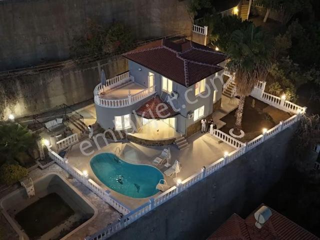Alanya Kargıcak 3+1 440 M2 Eşyalı Deniz Manzaralı Müstakil Villa