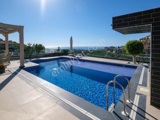 Alanya Kargıcak 4+1 550m2 Lüx Tripleks Deniz Manzara Eşsiz Villa