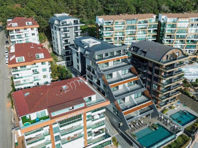 Alanya Kargıcak'da Denize Sıfır Deniz Manzaralı Full Lüks Eşyalı 2+1 Daire