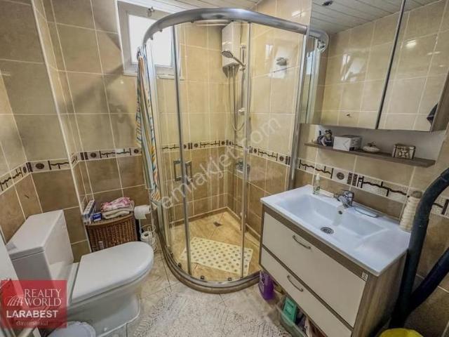 Alanya Kestel Mah. Havuzlu Site İçi Müstakil Tripleks Villa