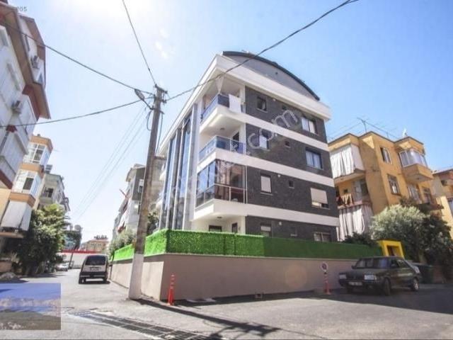Alanya Kleoptra Plajına 150 Metre 1+1 Esyalı Daire