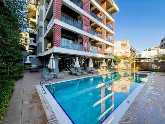 Alanya Kleopatra Bölgesinde Kiralık 1+1 Daire