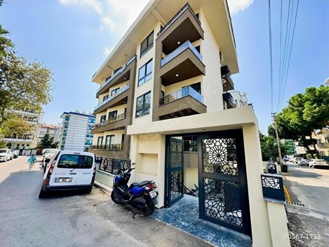 Alanya Kleopatra 'da 1+1 Satılık Daire