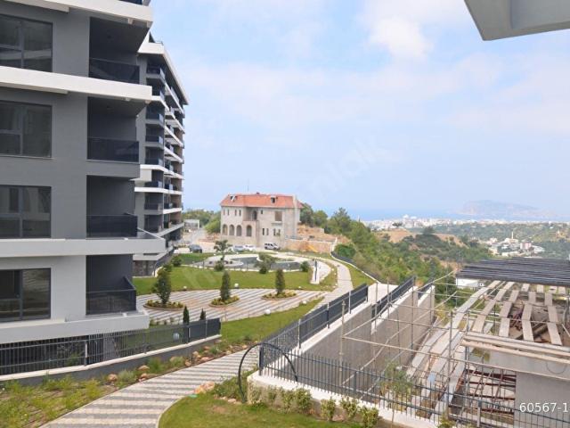Alanya Küçüker Tower'da Havuzlu Site İçerisinde Satılık 1+1Daire