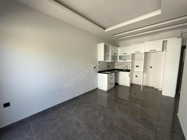 Alanya Hastane Karşısı Kiralık 1+1 Daire Yeni Bina