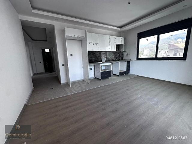 ALANYA ÇIPLAKLI'DA SIFIR SİTE İÇERİSİNDE KİRALIK 2+1 DAİRE