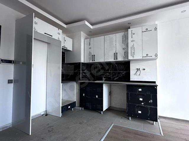ALANYA ÇIPLAKLI'DA SIFIR SİTE İÇERİSİNDE KİRALIK BOŞ 1+1 DAİRE
