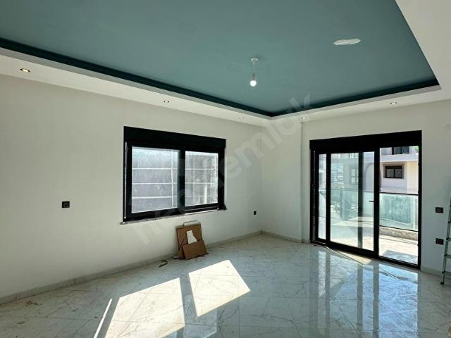 ALANYA OBA MAHALLESİNDE 2+1 KİRALIK FULL AKTİVİTELİ