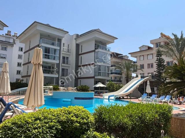 Alanya Oba Mahallesi’nde Site İçinde Kiralık 2+1 Daire