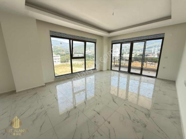 Alanya Oba Çarşamba Da 4+1 Ayrı Mutfak Kiralık Daire