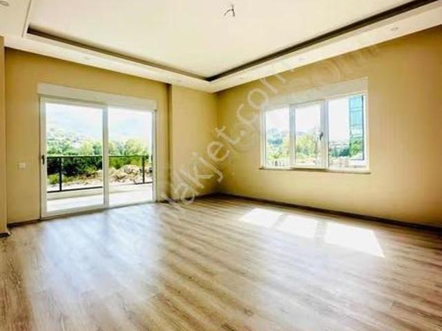 Alanya Oba Çarşambada Satılık Daire
