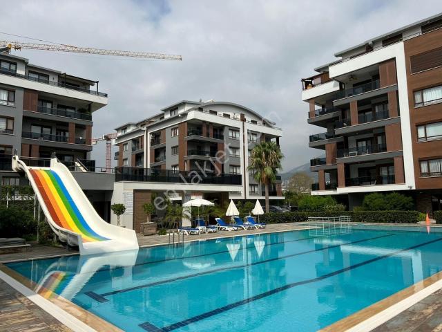 Alanya Oba’da Satılık 5+1 Full Eşyalı Dubleks Daire