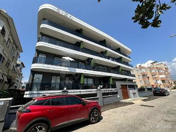 ALANYA OBA GÖLDE DENİZE 400 M MODERN SİTEDE 2+1 SATILIK DAİRE