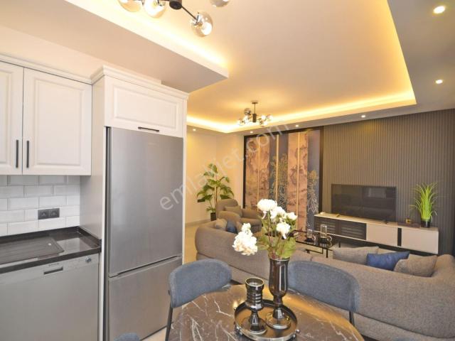 Alanya Oba Lüks Site İçerisinde 2+1 Sıfır Mobilyalı Daire